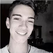 Studente di liceo effettua doposcuola a Palermo per la scuola primaria e la scuola seconda di 1°grado